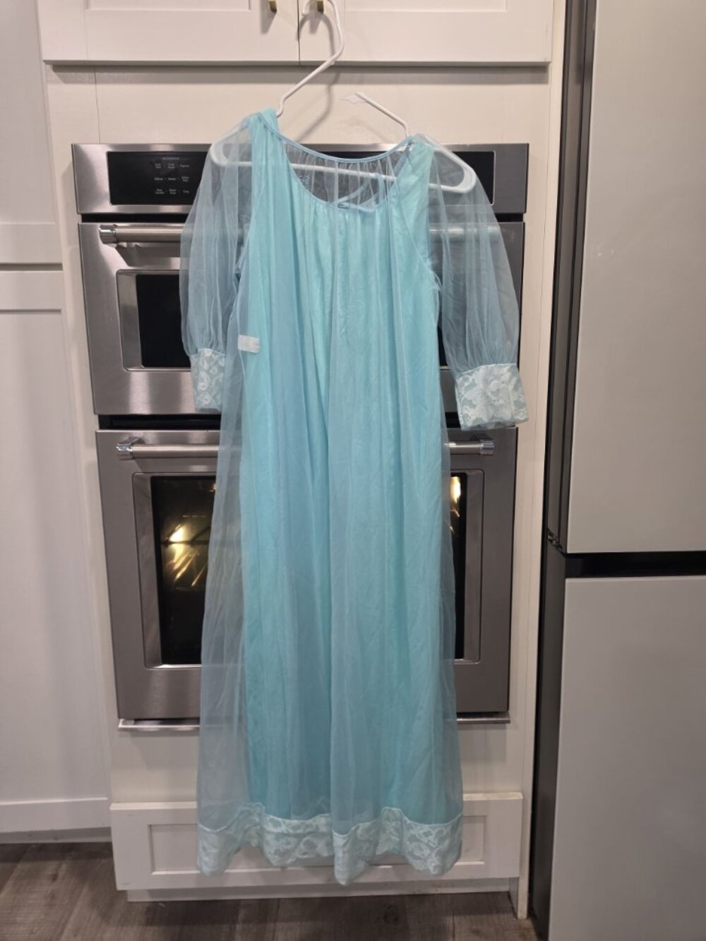 Vintage Sheer Light Blue Lace Trimmed Nightgown with sheer robe Size Medium - Picture 2 of 14